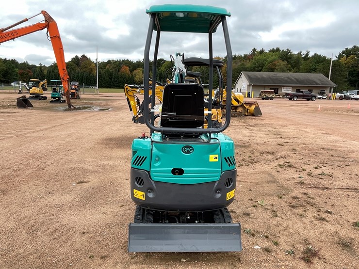 #1790-•-agt-qk16r-mini-excavator-image-6