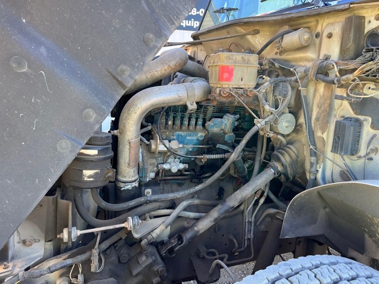 1996-international-4700-image-17