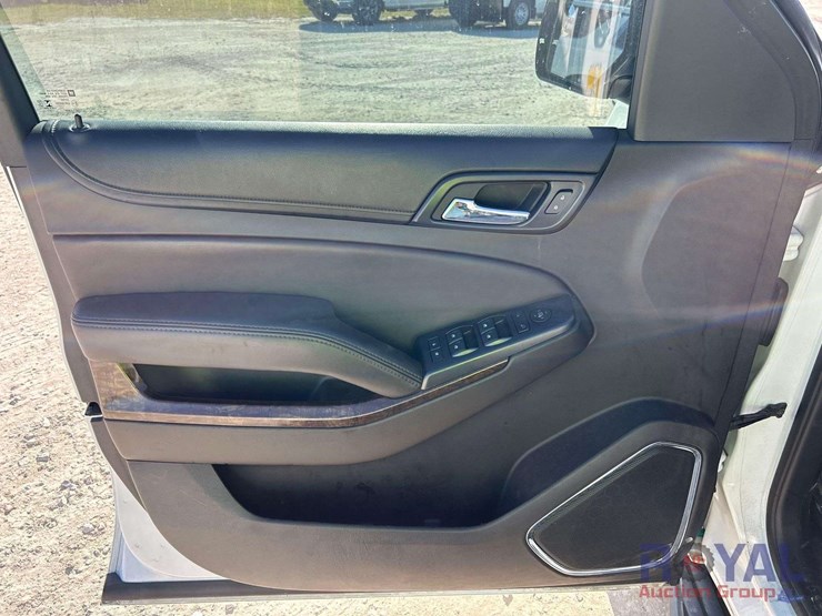 2018-chevrolet-tahoe-image-11