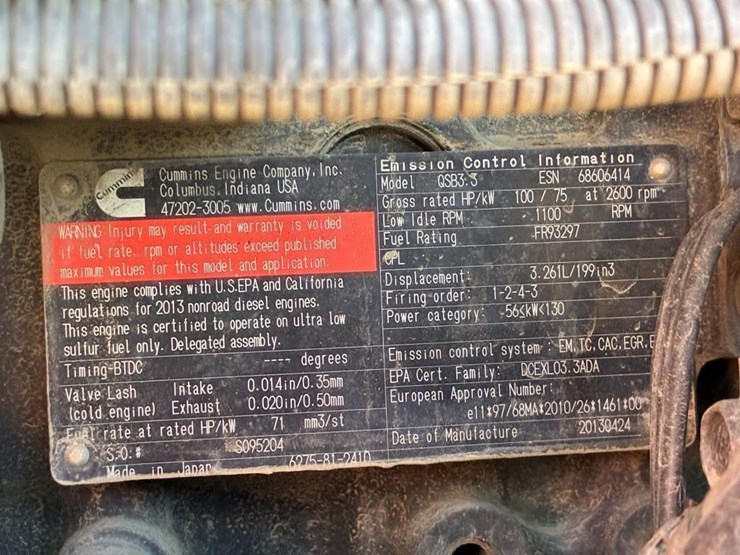 2013-jlg-8042-image-14