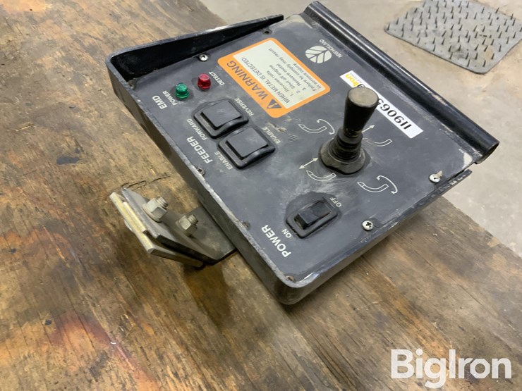 new-holland-corn-chopper-monitor-image-5