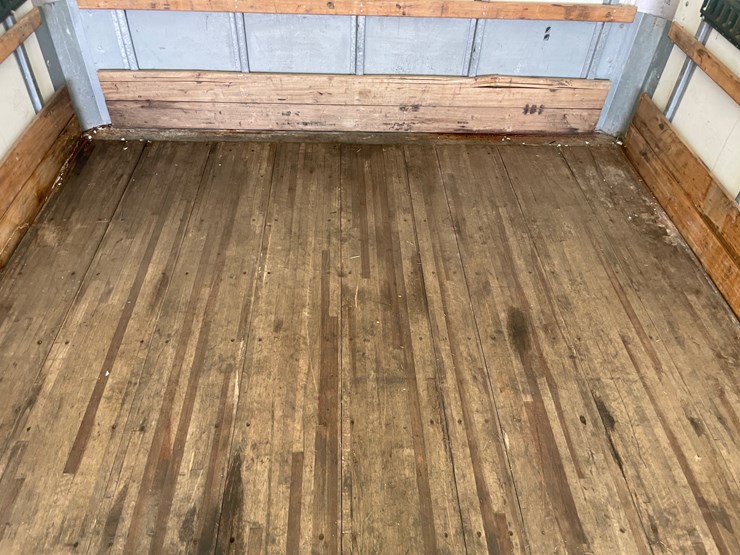 #3326-•-26’6”-van-box-image-12