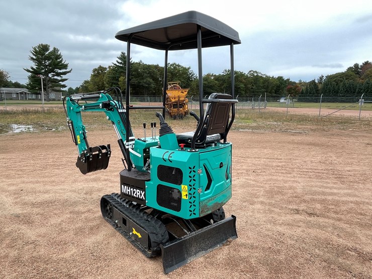 #1697-•-agt-mh12rx-mini-excavator-image-6