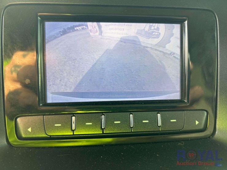 2016-chevrolet-tahoe-image-19