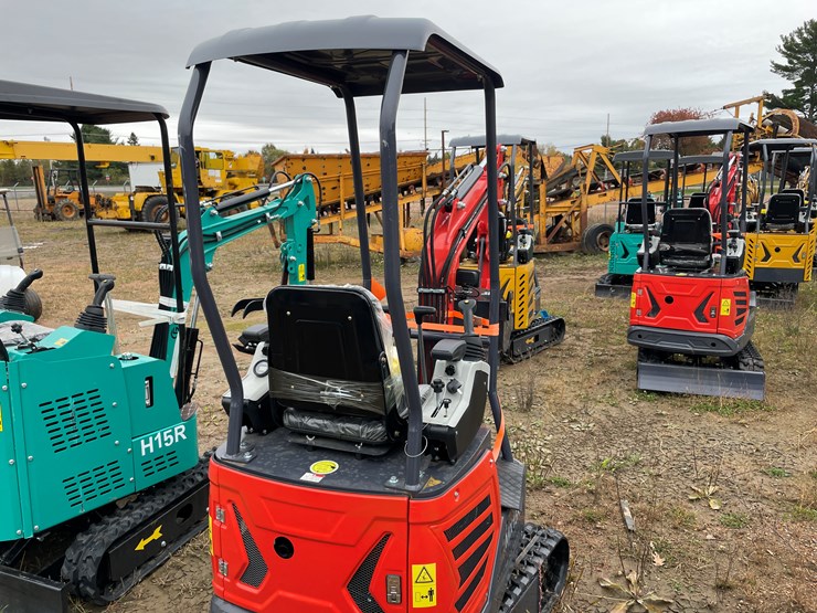 #1689-•-agt-mx15rx-mini-excavator-image-4