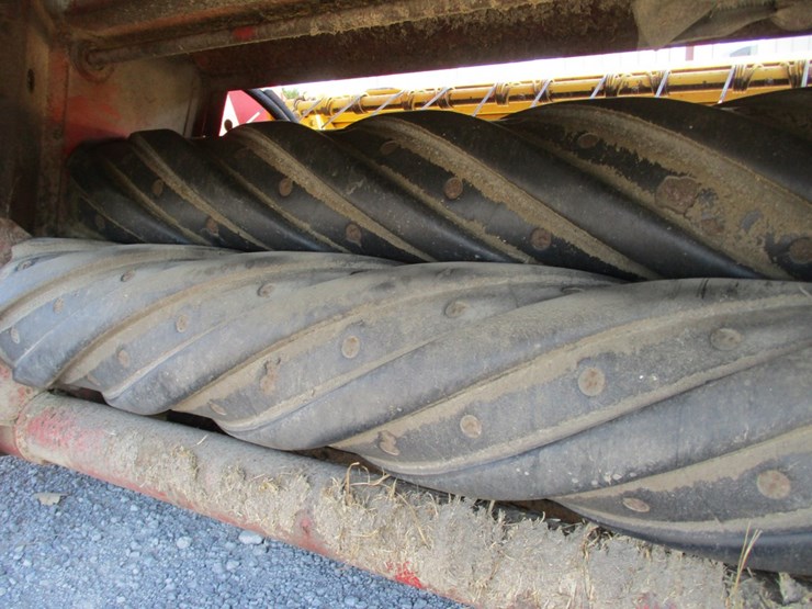 new-holland-489-image-6