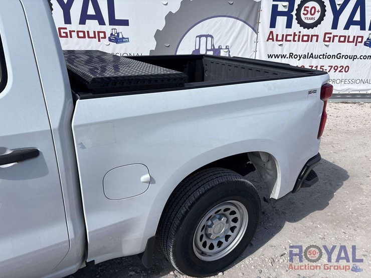 2022-chevrolet-1500-image-9