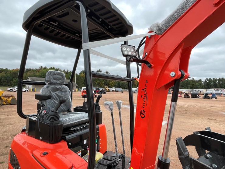 #1785-•-agt-nt18k-mini-excavator-image-38