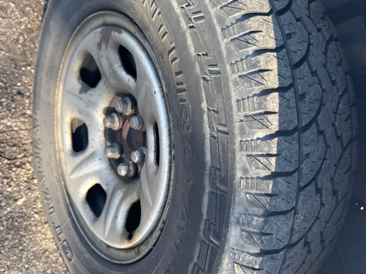 2013-nissan-frontier-image-4