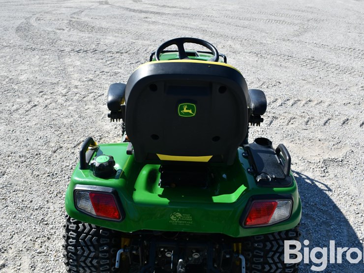 2018-john-deere-x758-image-19