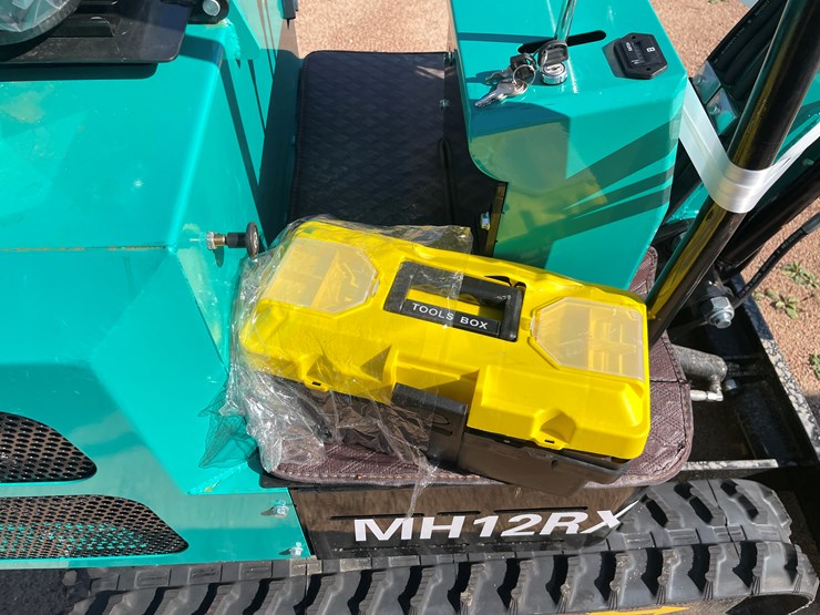 #1699-•-agt-mh12rx-mini-excavator-image-15