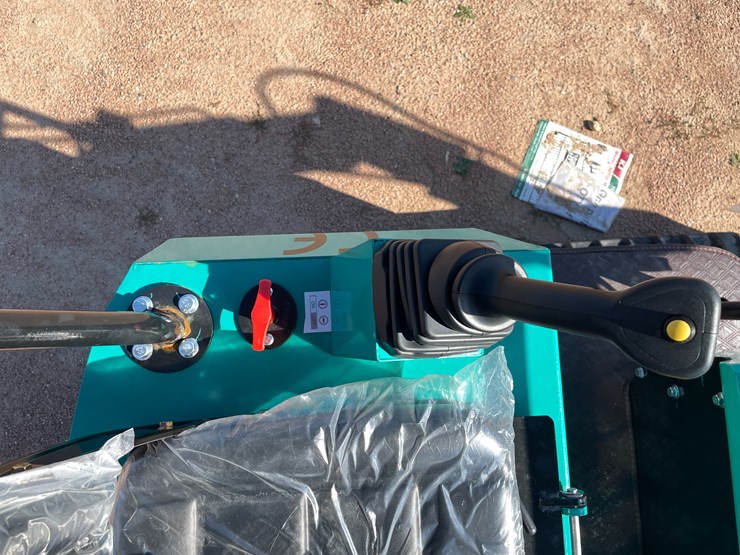 #1699-•-agt-mh12rx-mini-excavator-image-20