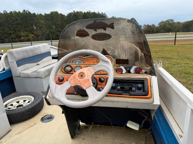 1998-crestliner-rampage-2000-deck-boat-(90hp-2-image-21