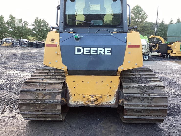 2021-deere-750l-image-3
