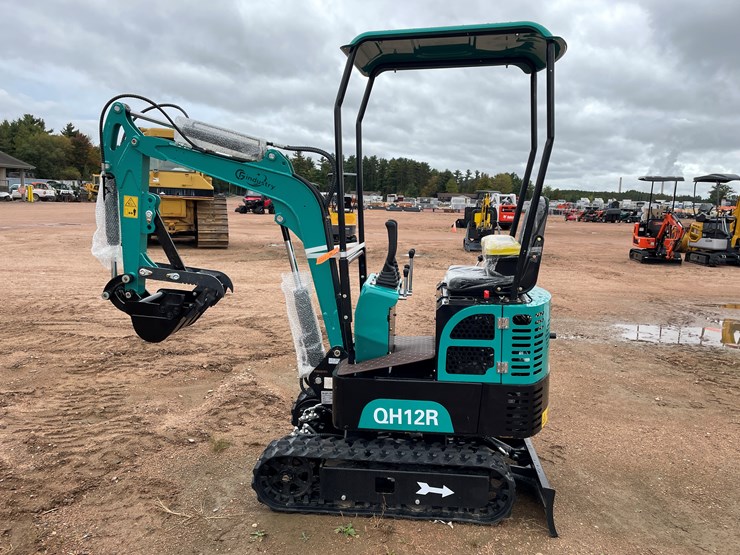 #1787-•-agt-qh12r-mini-excavator-image-8
