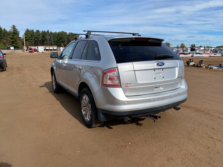 2010-ford-edge-image-11