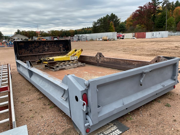 #3340-•-steel-bed-image-5