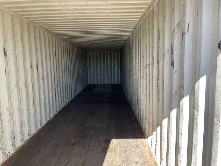 #3189-•-40'-standard-height-shipping-container-image-8