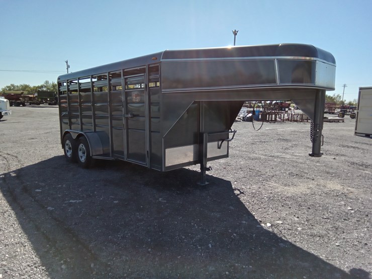 #918-•-2021-mtpa-gooseneck-stock-trailer-image-13