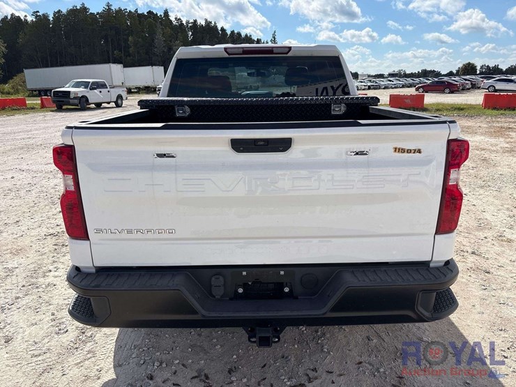 2022-chevrolet-1500-image-30