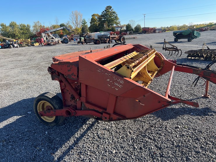 new-holland-474-image-4