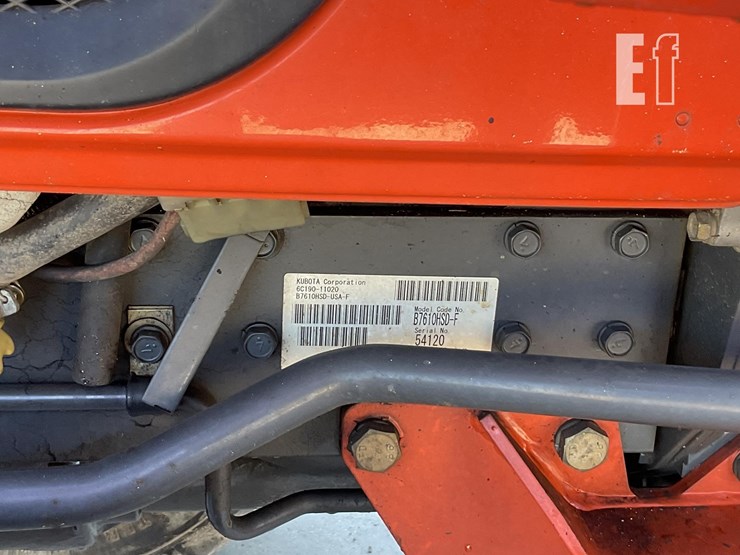 2006-kubota-b7610-image-17