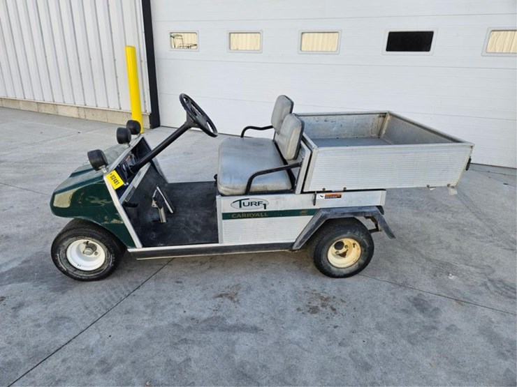 #2481-•-club-car-turf-truck-golf-cart-image-2