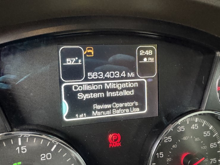 2018-kenworth-t680-image-11