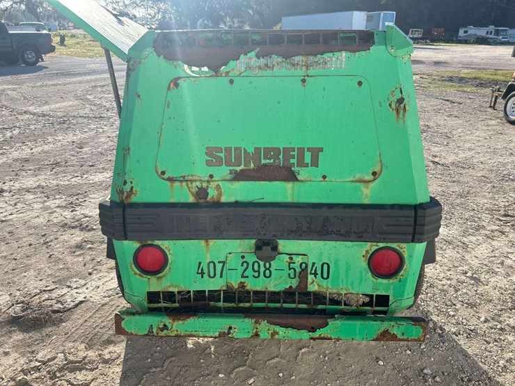 2002-ingersoll-rand-p185wir-image-12