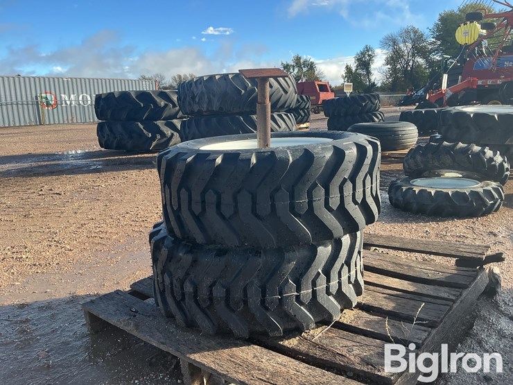 titan-trac-loader-10-16.5nhs-tires-image-5