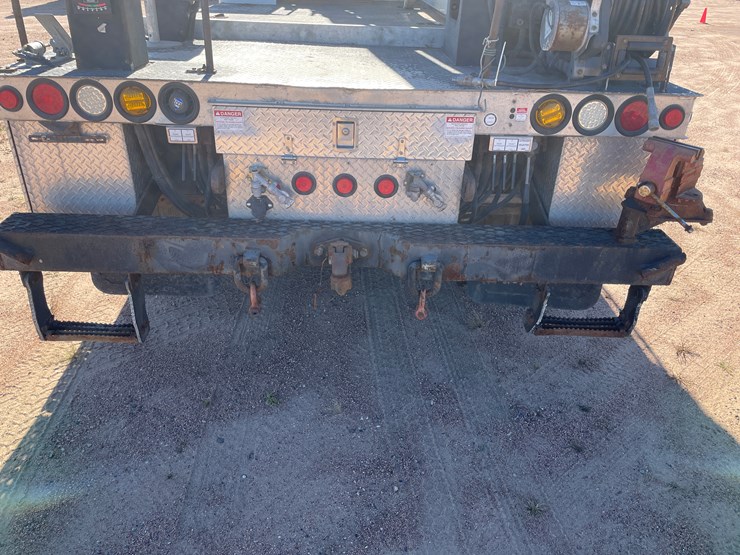 2012-international-durastar-4400-image-52