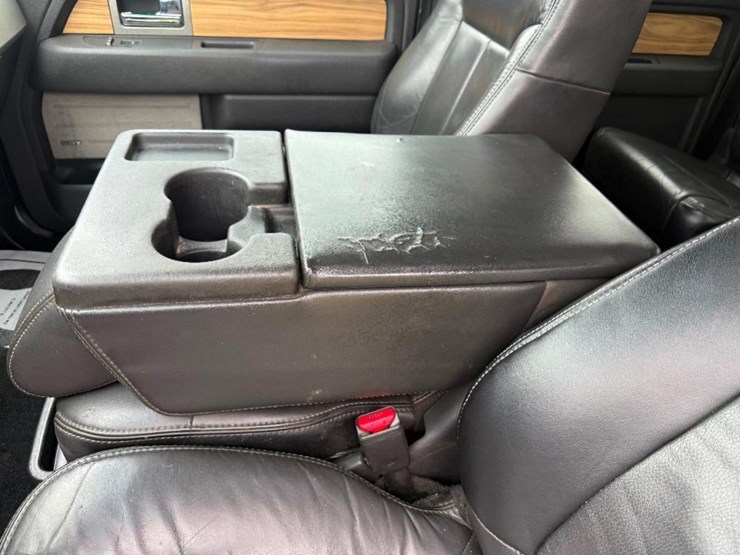 2011-ford-f150-lariat-image-16