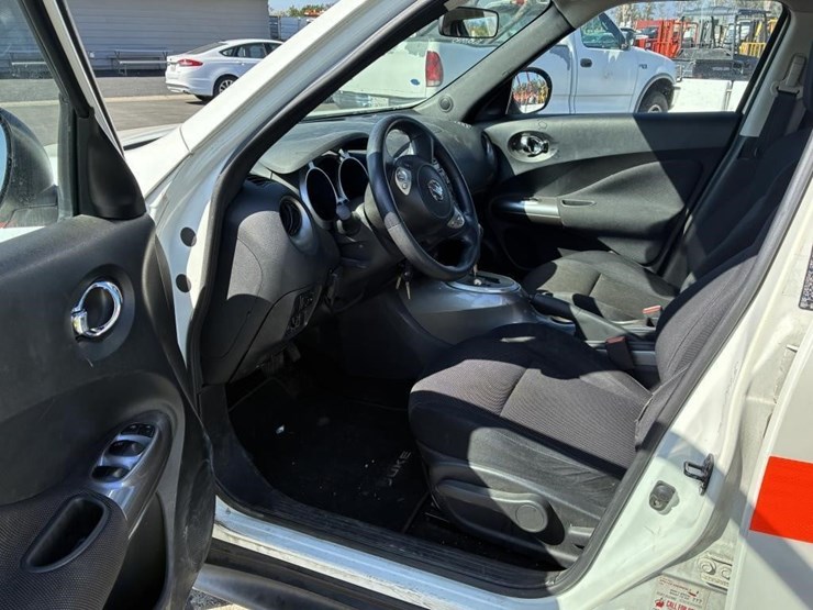 2013-nissan-juke-image-12