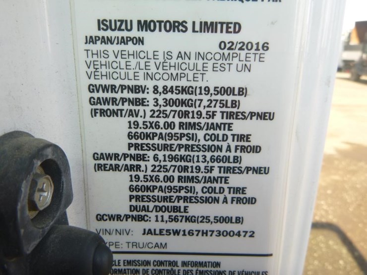 2017-isuzu-nqr-image-24