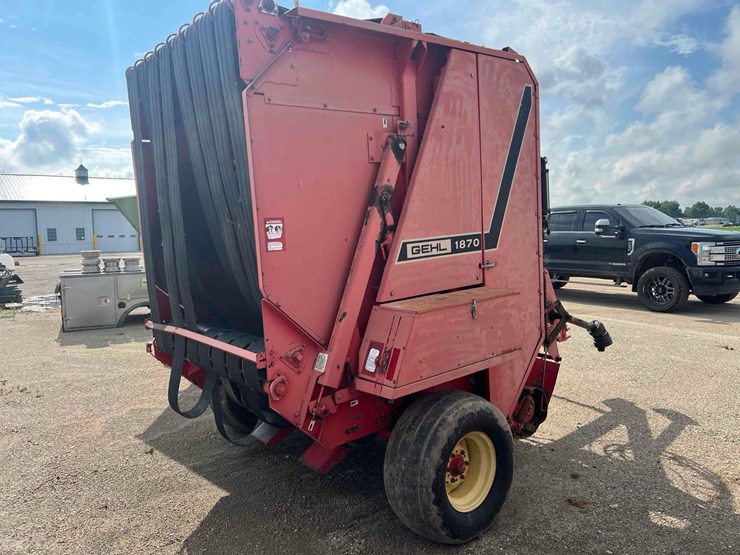 1990-gehl-1870-image-4