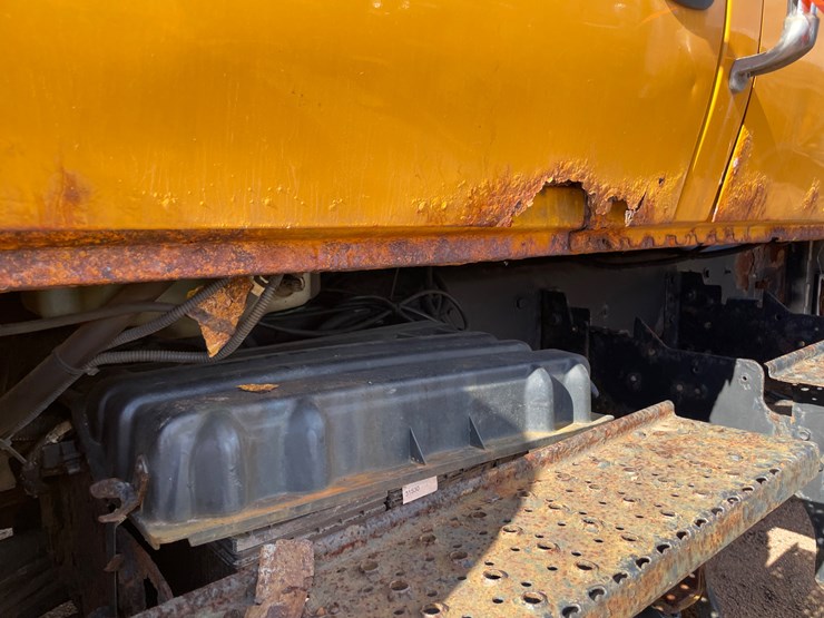 2006-international-7400-image-12