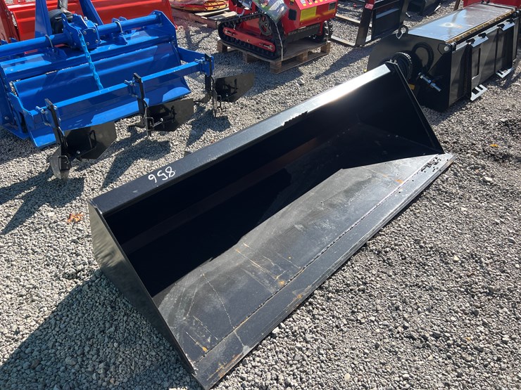 #856-•-swict-84”-skid-steer-bucket-image-1