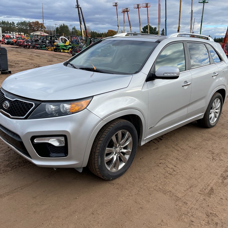 2013 KIA SORENTO