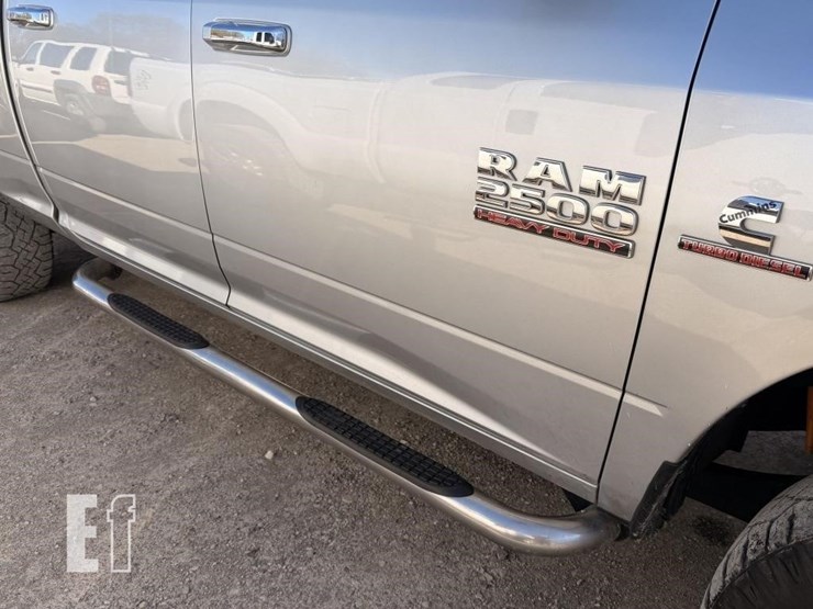2015-ram-2500-hd-image-7