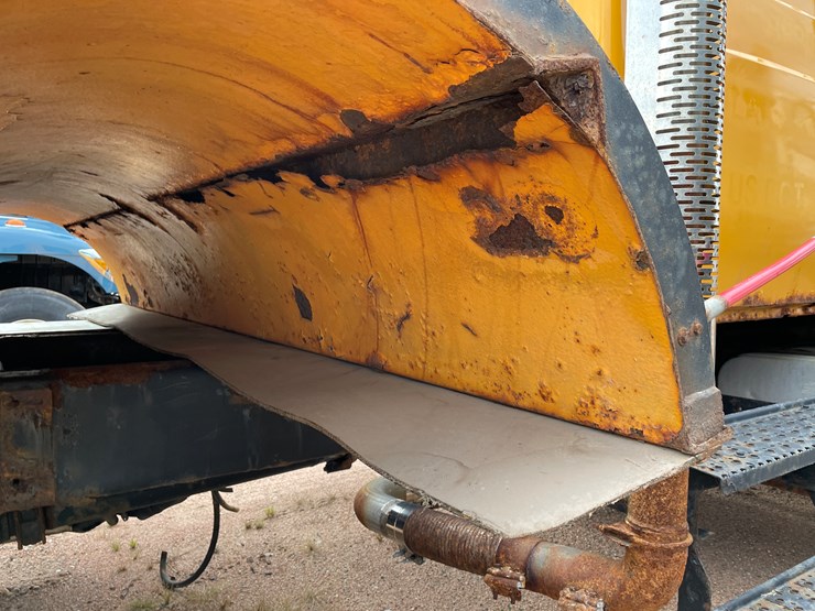 2006-international-7400-image-57