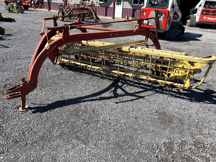 new-holland-256-image-7