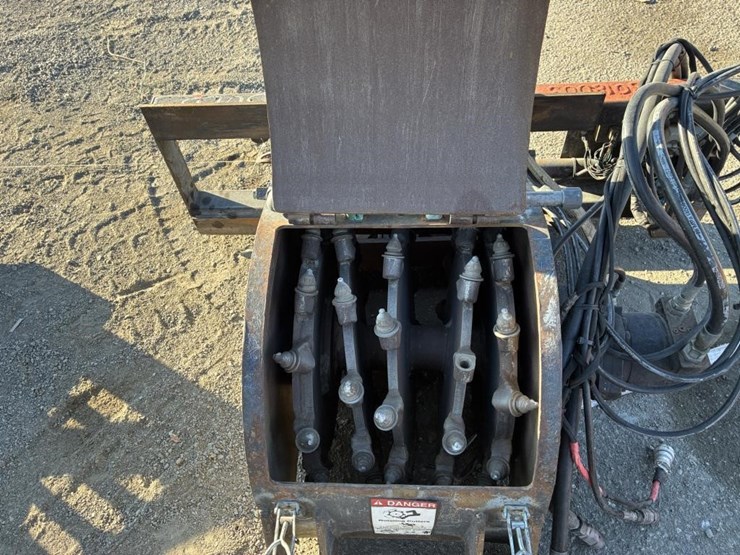 2016-coneqtec-universal-ap450hd-cold-planer-18"-image-5