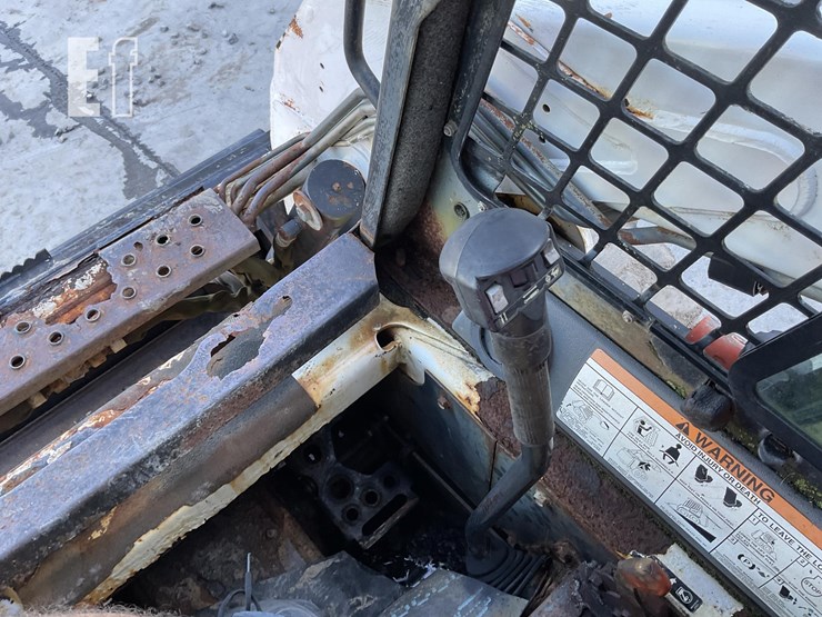 2007-bobcat-s205-image-14