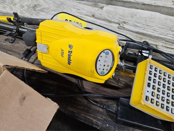 #2479-•-2002-trimble-5700-gps-reciever-image-10