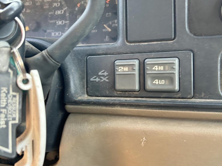 1998-chevrolet-2500hd-image-15