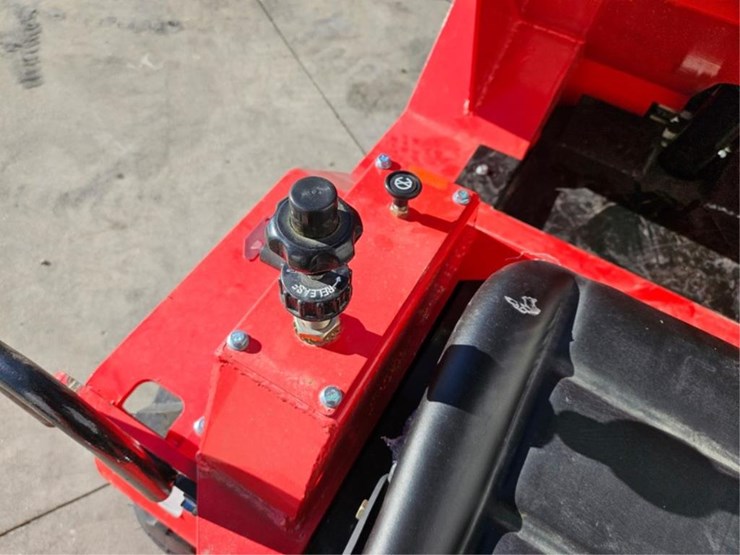 #2542-•-2025-agt-sda-140w-skid-steer-image-15