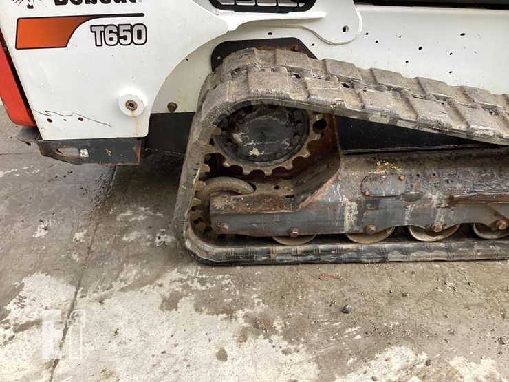 2019-bobcat-t650-image-12