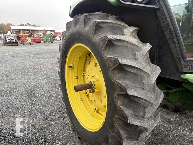1983-john-deere-2950-image-8