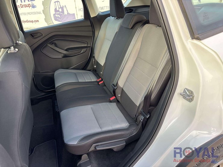 2019-ford-escape-image-24