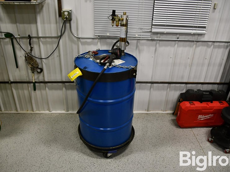 chevron-ursa-super-plus-ec-sae-15w-40-portable-oil-tank-image-8